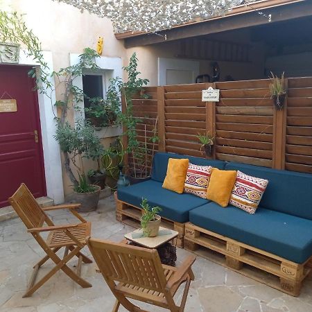 Studio Cosy A 10 Minutes De Nimes Bed & Breakfast Bouillargues Ngoại thất bức ảnh