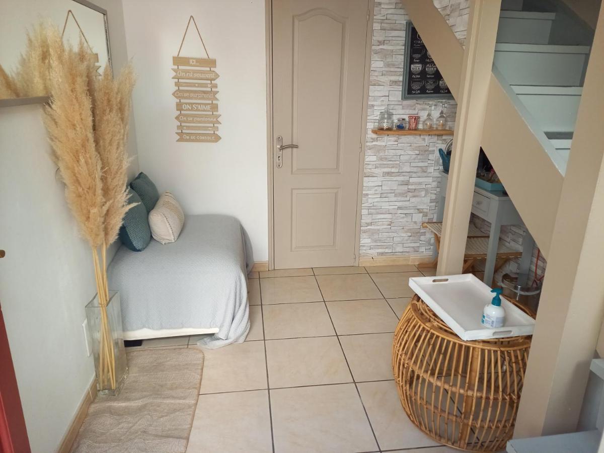 Studio Cosy A 10 Minutes De Nimes Bed & Breakfast Bouillargues Ngoại thất bức ảnh